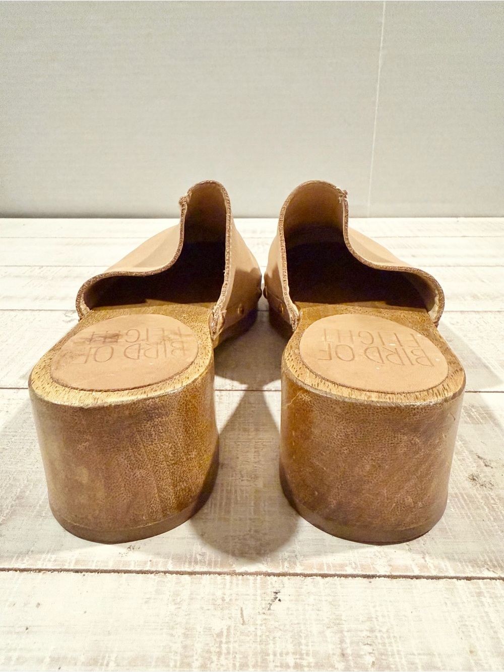 Bird of Flight Brown Leather Wood Sole Clog Mules Size 8.5 Studded Slip On Shoes - Picture 7 of 10